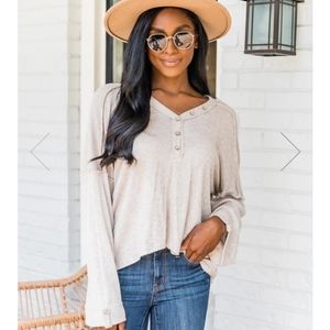 🌿 Pink Lily Henley Top XS